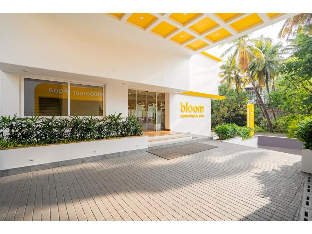 Bloom Hotel - Dona Paula Panadzsi Kültér fotó